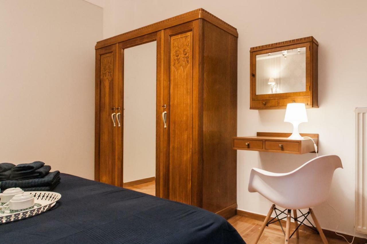 Classy And Stylish Private Apartment At Acropolis Museum Metro Station アテネ エクステリア 写真